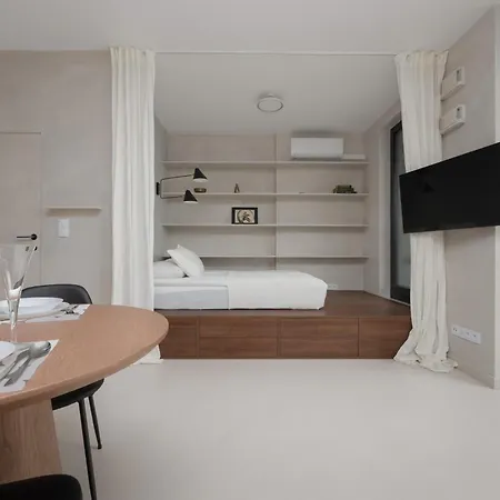 Lägenhet Grzybowska Elegant In The Heart Of The Capital By Renters Prestige Warszawa